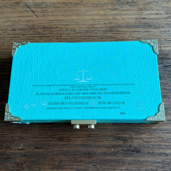 Blood Money Jefree Star MUA palette - Picture 7 of 7